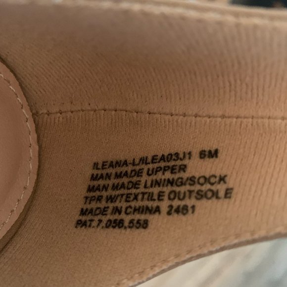 NWT MADDEN GIRL ILEANA-L WOMEN'S CLEAR MULTI LUCITE HEELED BLOCK SANDALS 6M - Picture 8 of 8